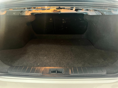 Nissan Sentra 2.0 Advance Cvt