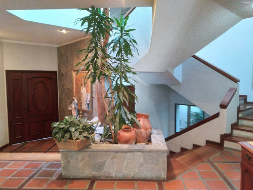 Imagen 8 de 20 de Casa En Venta La Viña Valencia Carabobo 598 M2 - Tres Niveles Cod 400645