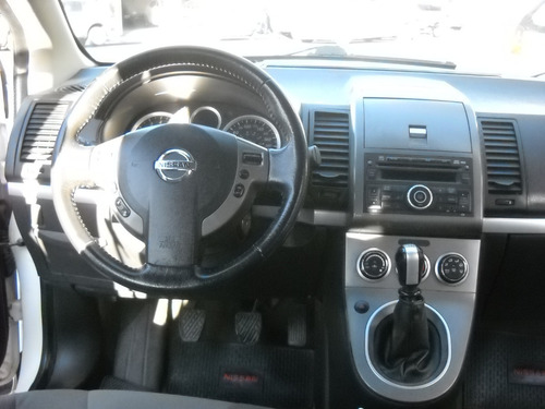 Imagen 6 de 20 de Nissan Sentra 2,0 N Acenta Mt 2011 Blanco