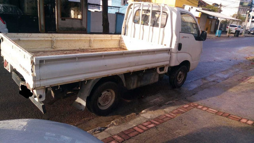 Imagem 1 de 6 de Kia Bongo 2009 2.7 Std 4x2 Rs C/ Carroceria 2p
