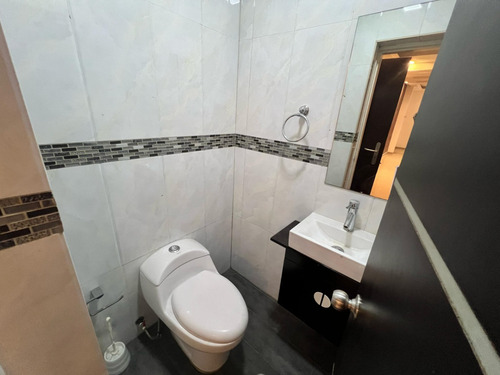 Townhouse Doble En Manantial, Naguanagua. Residencia Brisas Del Manantial. (sogdah-27)