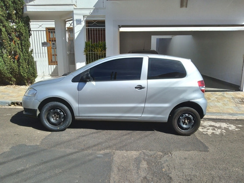 Imagem 3 de 7 de Volkswagen Fox 2009 1.0 Vht Total Flex 3p