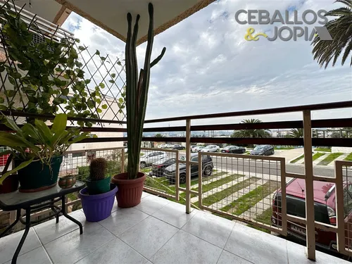 Departamento En Venta De 3 Dorm. En Villa Alemana