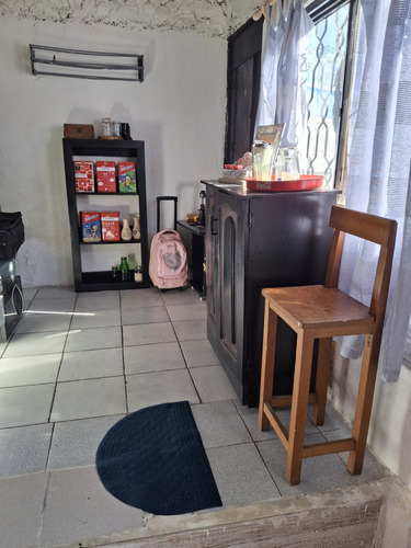 Venta 2 Casas De 3 Y 2 Dormitorios. Único Padrón Único Dueño