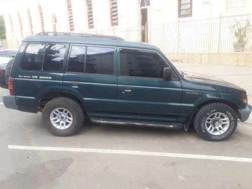 Mitsubishi Pajero Full 3.0 V6 Câmbio Manual Tração 4×4!