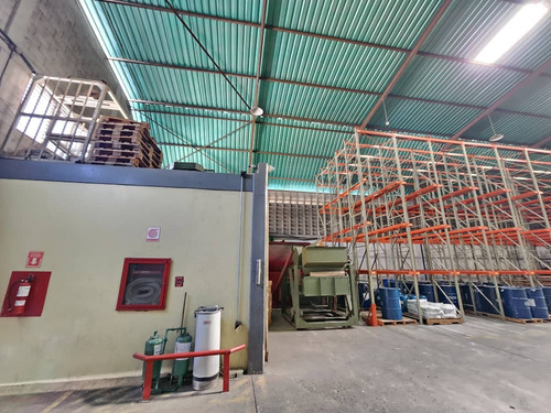 Galpones En Alquiler Zona Industrial Iii Con 5 Cavas De Conservacion Capacidad 180 Toneladas Cada Una Racks Con 320 Posiciones Empaquetadora De Leche En Polvo Barquisimeto Lara Daniela Linarez