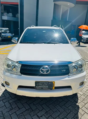 Toyota Fortuner 4.0 Sr5