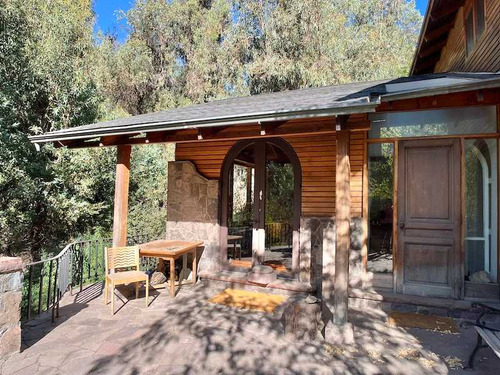 Casa Con Orilla De Río En El Arrayán (67127)
