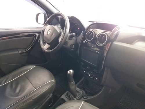 Imagem 18 de 21 de Renault Duster Oroch 2016 1.6 16v Dynamique Troco E Financio