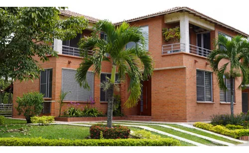 Venta Casa De 454mts2 Condominio En El Castillo, Jamundí 7968.