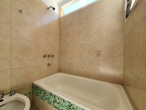 Departamento Amoblado Con Patio En Venta
