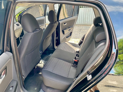 Volkswagen Fox 1.6 Comfortline Total Flex I-motion 5p