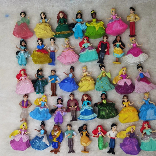 Set De 5 Figuras Princesas Disney Random