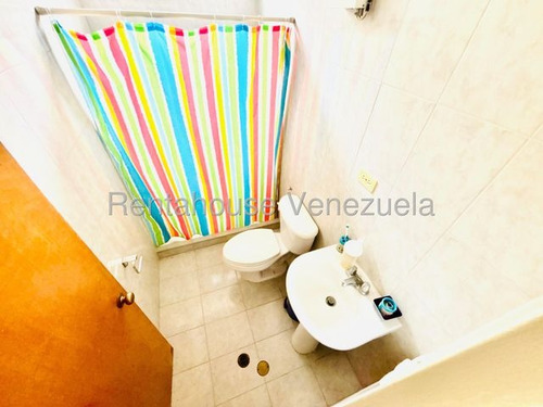 Ji 25-19736. En Venta Casa De 115m2 Ubicada En Guatire, Residencias Villa Avila.