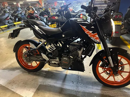 Se Vende Ktm Duke 200, Modelo 2021, 22.000kms Originales Úni