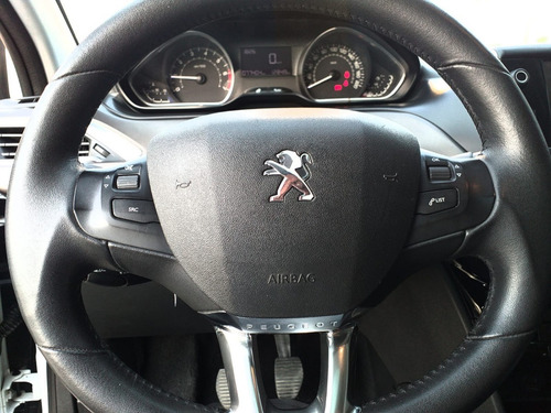 Imagen 11 de 15 de Peugeot 2008 2017 1.6 Feline