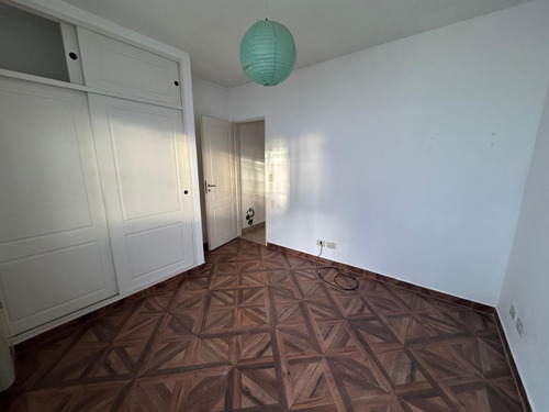 Buen Chalet/duplex De 3 Amb. En Alquiler En Carapachay!!