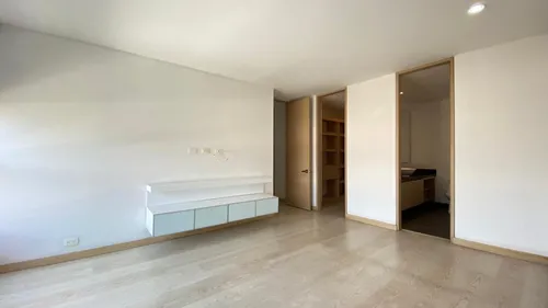Apartamento En Venta En Jardines. Cod V12694
