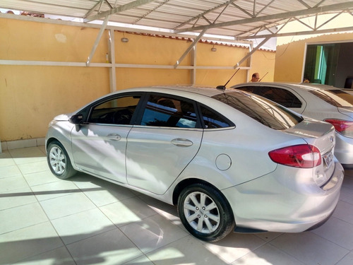 Imagem 5 de 12 de New Fiesta Sedan 2011 1.6 16v Se Flex