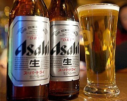 Imagen 2 de 5 de Cerveza Asahi Japonesa Importada 330 Ml
