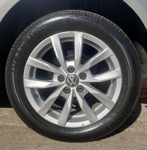 Imagen 14 de 15 de Volkswagen Suran Highline 1.6 - Modelo 2015. Con 99.200 Km