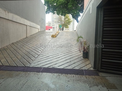 Oficina En Alquiler En Los Dos Caminos Mls #24-5776