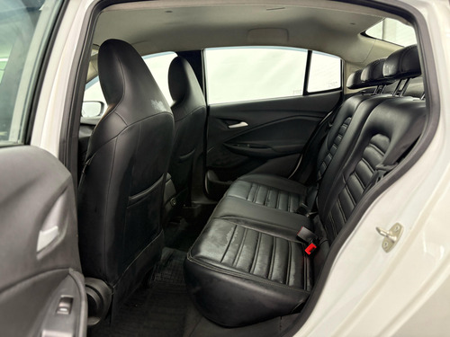 Chevrolet Onix ONIX SEDAN PLUS 1.0 12V TB FLEX AUT.