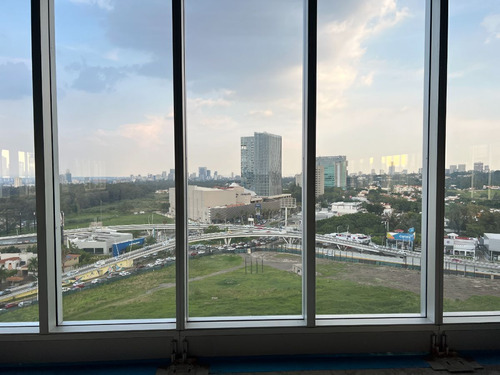 Piso Completo De Oficinas En Venta En Zona Andares Triple A