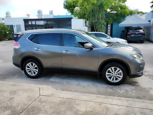 Nissan X-Trail 2.5 Advance 2 Row Mt