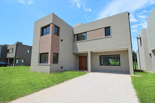 Imagen 1 de 30 de Casa Venta Barrio Privado Moreno Zona Oeste