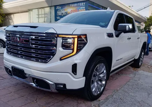GMC Sierra 6.2 V8 Denali