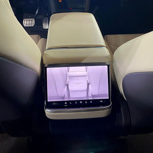 Tesla Model X 2023