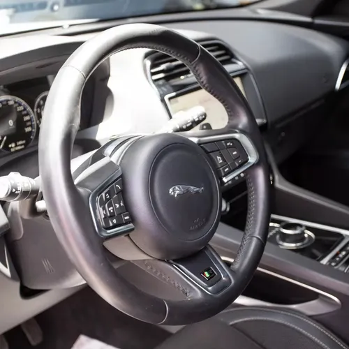 Jaguar F-PACE 3.0L V6 S/C R-Sport 3.0