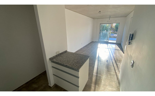 Departamento Monoambiente En Venta, Martín Coronado