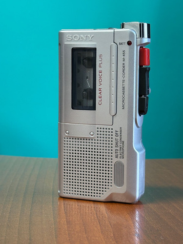 Digitalización De Microcassette De Periodista Y Contestador