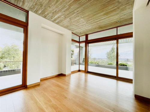 Arriendo Fabuloso Penthouse/2 Suite/3 Estac./ S.c Apoquindo