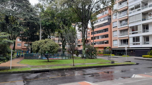 Imagen 26 de 27 de Apartamento En Venta Virrey Antiguo Country Bogotá