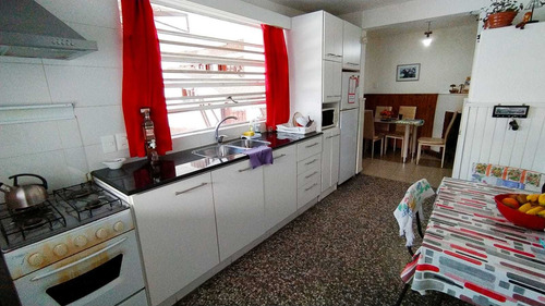 Se Vende Casa En El Prado 200 M2 De Terreno 3 Dorm 2 Baños