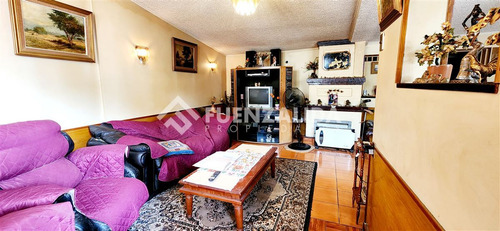 Casa En Venta De 3 Dorm. En Peñalolén
