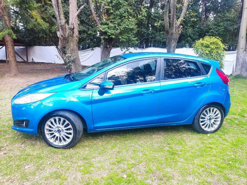 Imagen 3 de 10 de Ford Fiesta Kinetic Se Plus