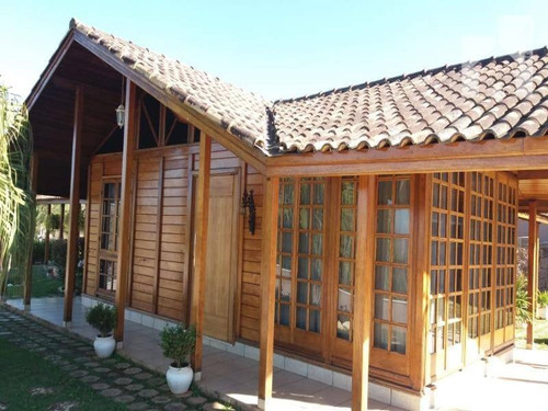 Maravilhosa Chácara À Venda Em Ville De Sant James - Campo Limpo Paulista - A.c 500m2 - A.t. 1300m2 - Ch0080