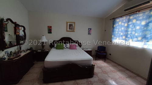 Maribel Morillo Vende Estupenda Y Conservada Casa-quinta En Condominio Privado Del Pedregal, Este De Barquisimeto