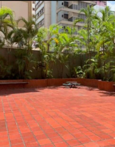 Se Alquila Comodo Apartamento En Los Caobos 3 Hab.3 Baños Em