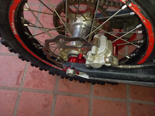 Imagen 3 de 10 de Beta 300rr 2t