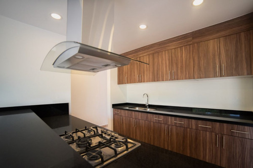 Residencia De Luxury En Altozano, Bar, Cava, Jardín, Cto Serv