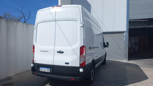 Ford Transit 2.2 Furgon Largo 350l