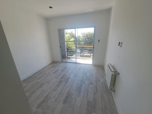 Dúplex En Venta - 2 Dormitorios 2 Baños - Cochera - 100mts2 - General Rodríguez