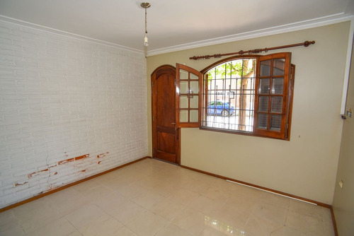Venta De Casa Macrocentro 3 Dor, 2 Cocheras