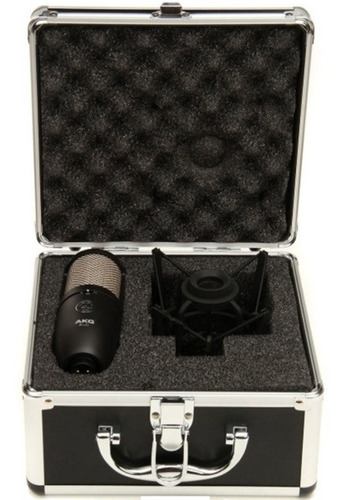 Microfone AKG P420 condensador cardioide preto