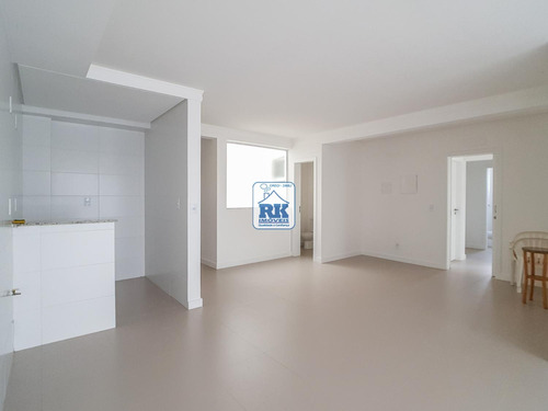 Apartamento À Venda Em Ingleses Do Rio Vermelho - Ap004940